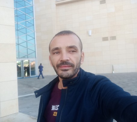 Ahmed bassem, 40, Batna