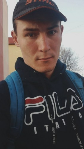 Sergey, 25, Yantarnyy