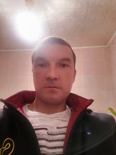 Aleksey, 41, Podporozh&#039;ye