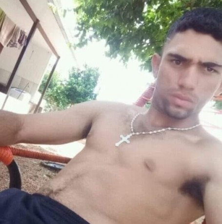 Renato, 24, Paranatinga