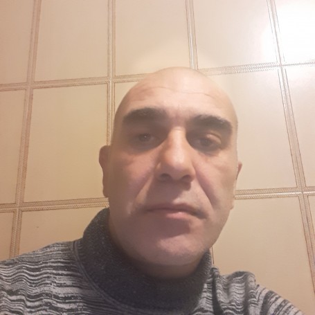 Michele, 43, Foggia