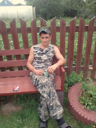 Maksim, 39, Dolotskoye