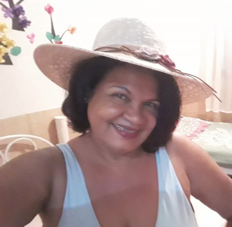 Rosangela, 66, Rio de Janeiro