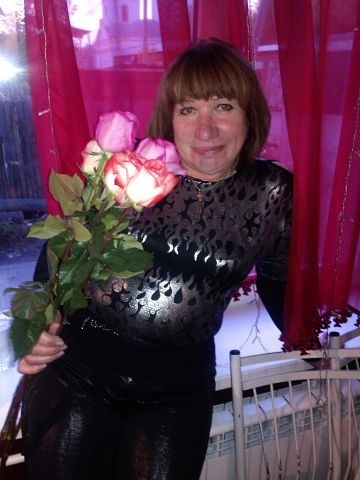 Valentina, 61, Tuma