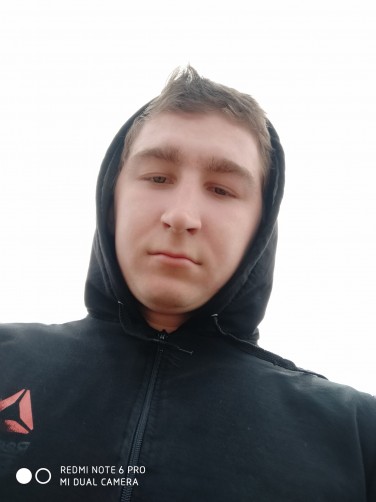 Дмитрий, 22, Pestravka