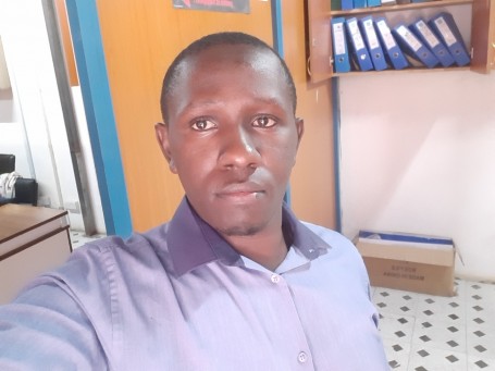 Evans, 32, Nairobi