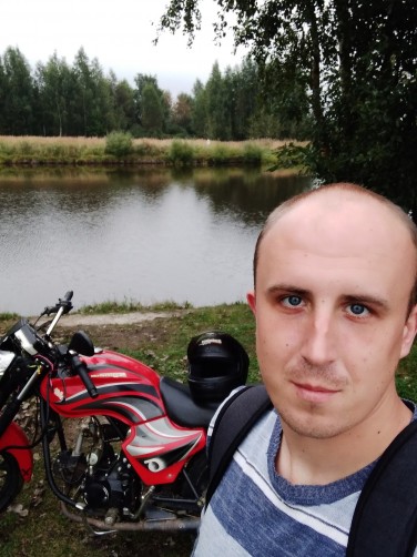 Кирилл, 30, Verkhnedneprovskiy