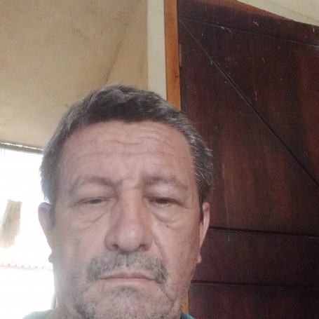 Julian, 60, Bahia de Caraquez