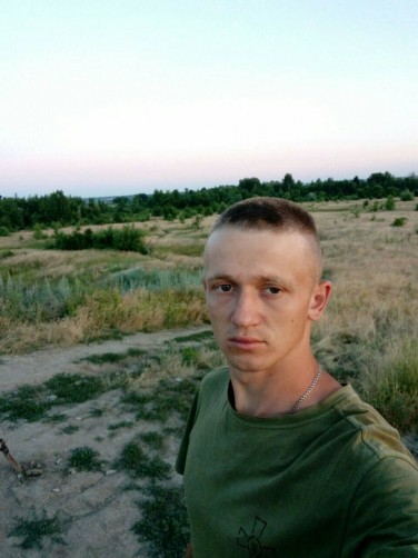 Dmitro, 27, Berezne