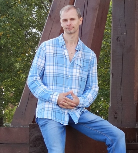 Andrey Kuznetsov, 48, Dobryanka