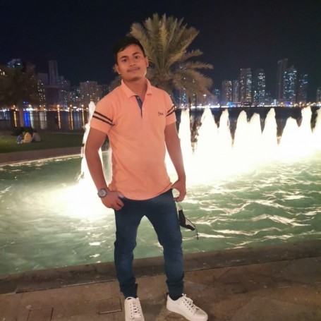MD, 25, Sharjah