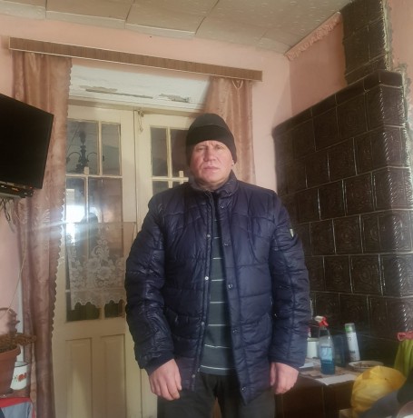 Igor, 53, Chernivtsi