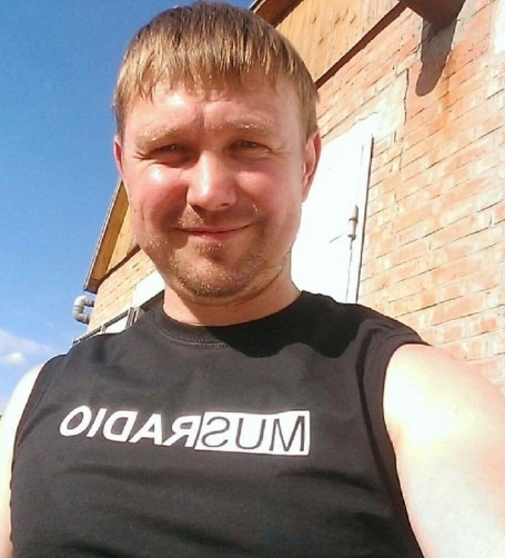 Vladimir, 38, Romny