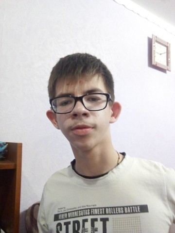 MIHAIL, 19, Ternovka