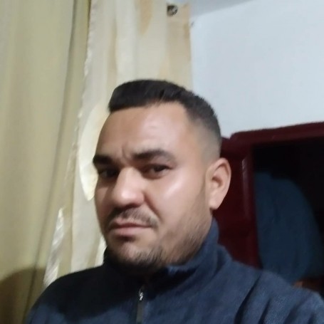Mohamed, 35, Seville