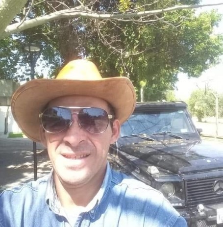Julio Cesar, 42, Santa Cruz de la Sierra