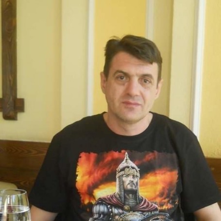 Miodrag, 43, Belgrade
