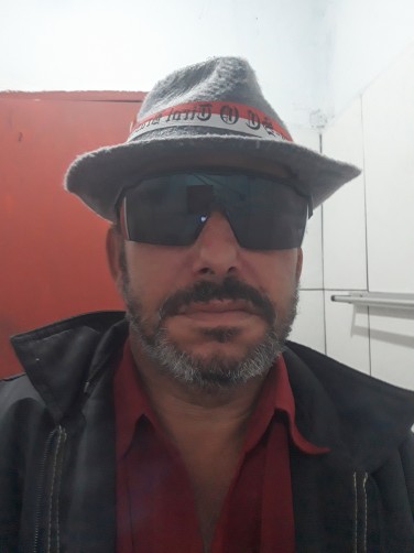 Antonio, 60, Curitiba