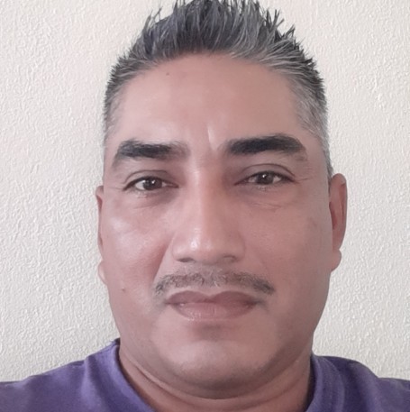 Roberto, 49, Veracruz y Progreso