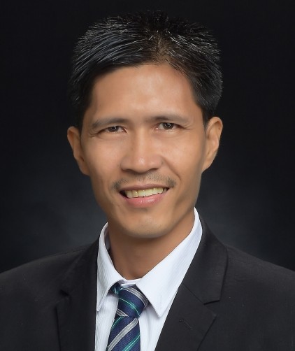Jonathan, 44, Quezon City