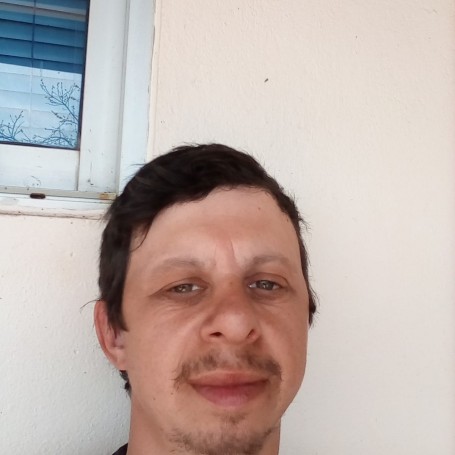 Rodrigo, 32, Malaqueijo