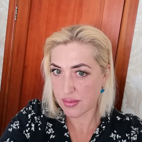 Elena, 44, Novosibirsk