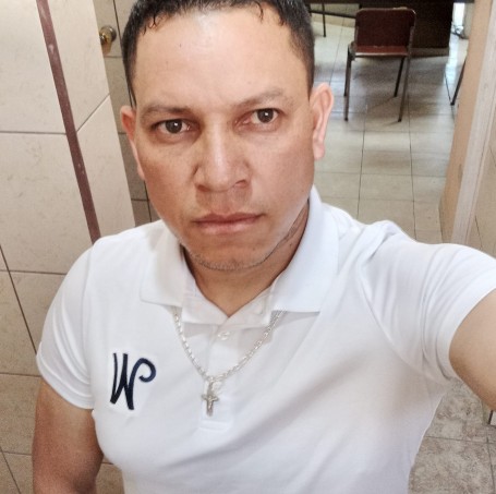 Neptali Castillo, 43, Tegucigalpa