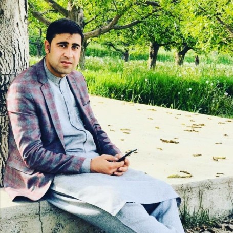 Muzamil, 31, Kabul