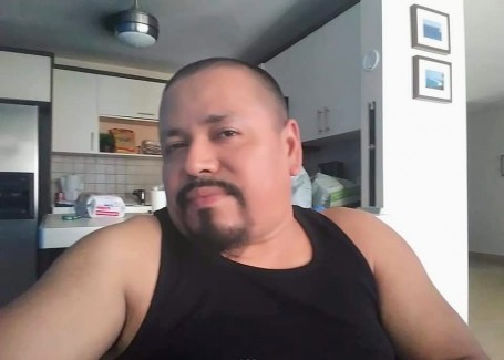 Javier, 40, Santa Ana