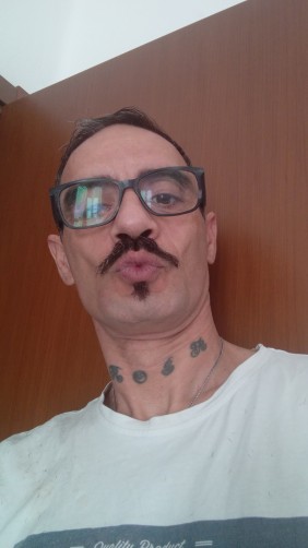 Giuseppe, 48, Piacenza