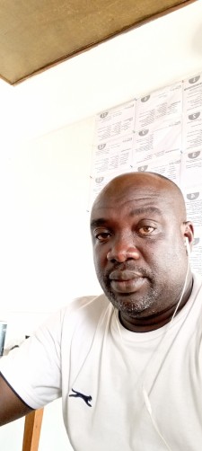 Appia jean François régis, 42, Abidjan