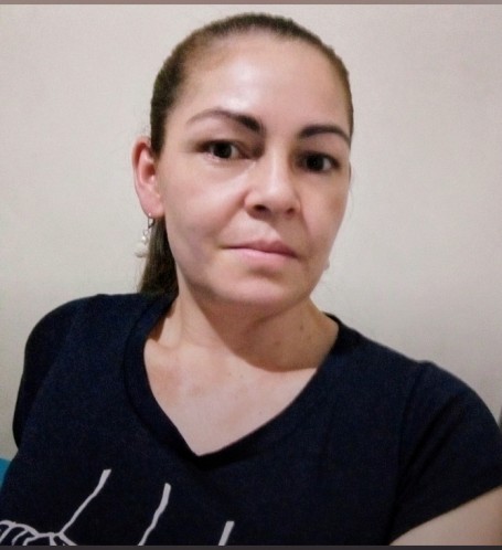 Liliana, 44, Bogota