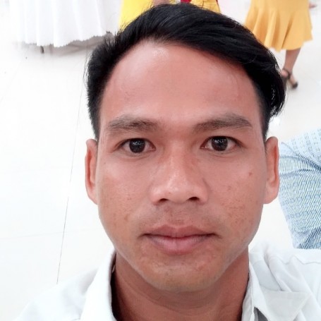 Faily man, 30, Phnom Penh