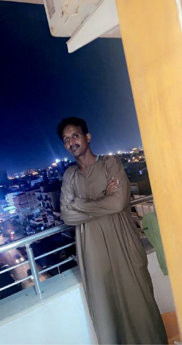Husseinosman, 39, Khartoum