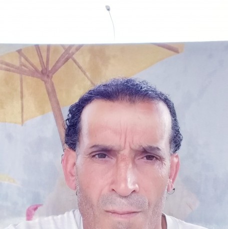 Elhosni, 45, Sfax