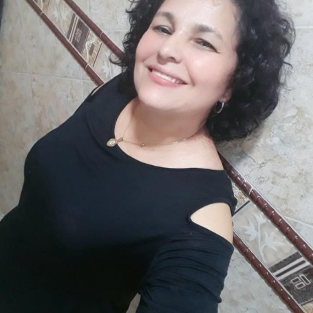 Clara, 44, Medellin