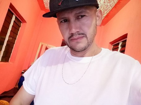 Víctor, 43, Guatemala City