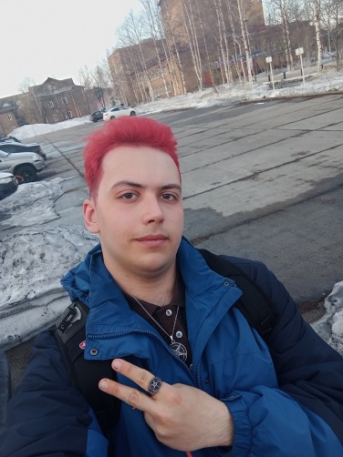 Илья, 19, Volkhov