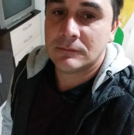 Nivaldo, 44, Videira