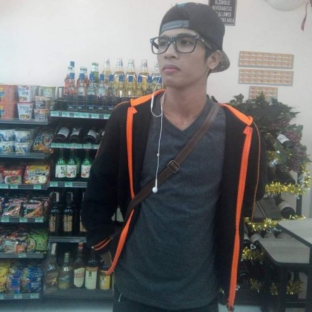 Ryan, 25, Cebu City