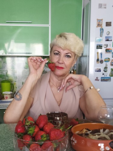 Валентина, 59, Novorossiysk
