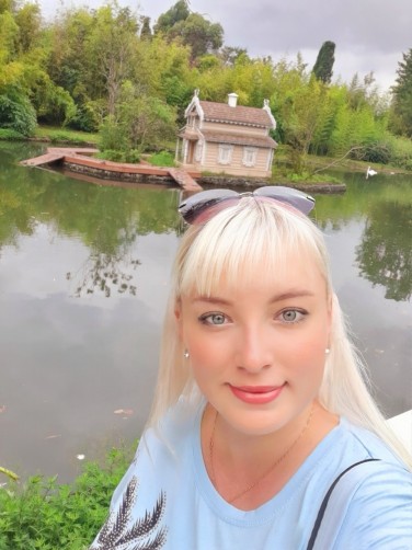 Оля, 32, Izhevsk