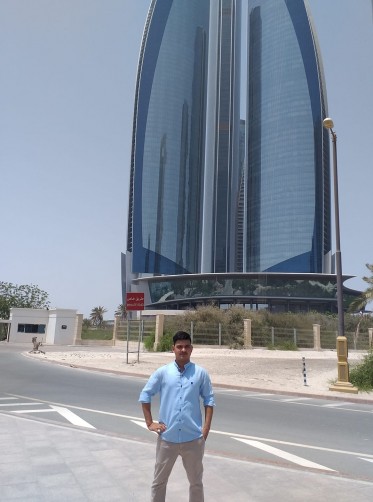 Radhalal, 28, Abu Dhabi