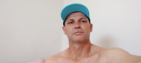 Marcos, 45, Londrina