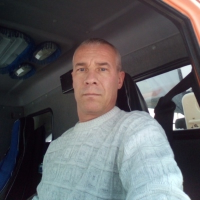 Сергей, 46, Igra
