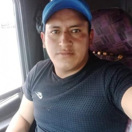 Cesar, 33, Azogues