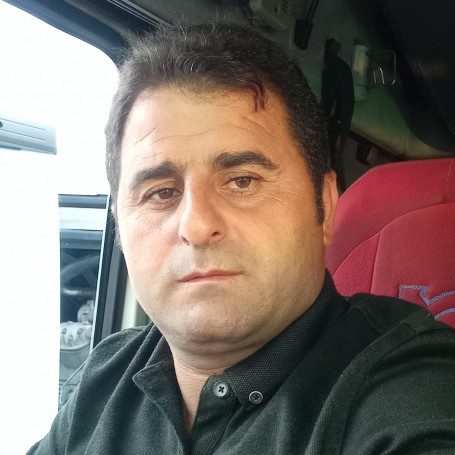 Isa, 42, Mardin