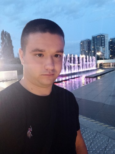 Анатолій, 24, Dubno