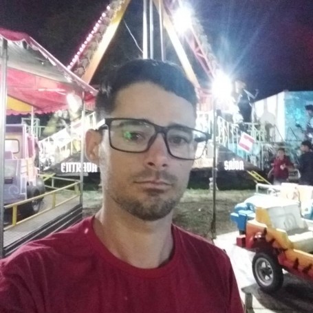 Alex Oliveira, 31, Sao Francisco do Conde