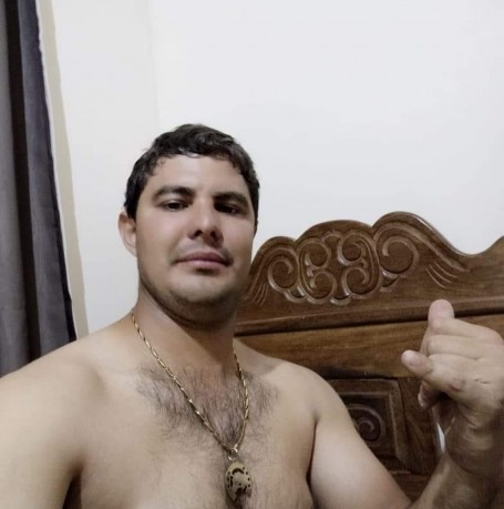 Francisco, 32, Salvador